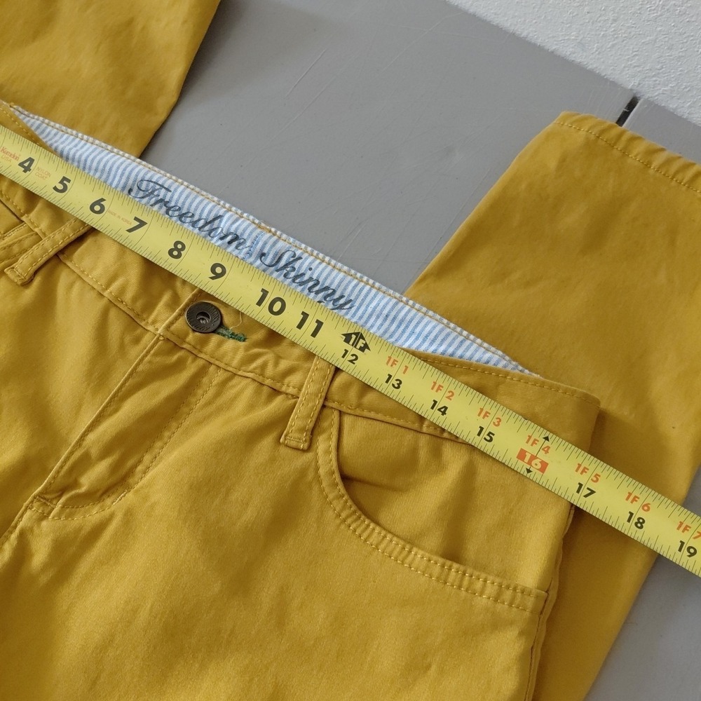 Tommy Hilfiger FREEDOM SKINNY Jeans Size 8 Pants Mustard Yellow Chino Retro Fall - Picture 6 of 10